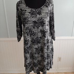 Motherhood Maternity XL Grey Floral Long Sleeve Dress